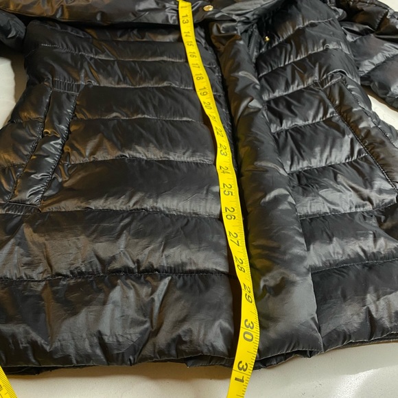 Tahari black down jacket size xs - Picture 9 of 9